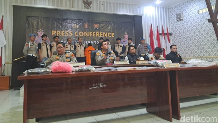 Kasus suami bunuh istri di Serang. (Arief/detikcom)