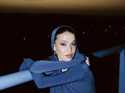 6 Inspirasi Makeup untuk Idul Adha Dari Model Mesir Mai Yackout