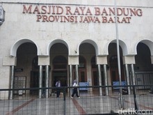 KDM Cabut Status Masjid Agung Bandung Sebagai Masjid Raya, Ini Alasannya