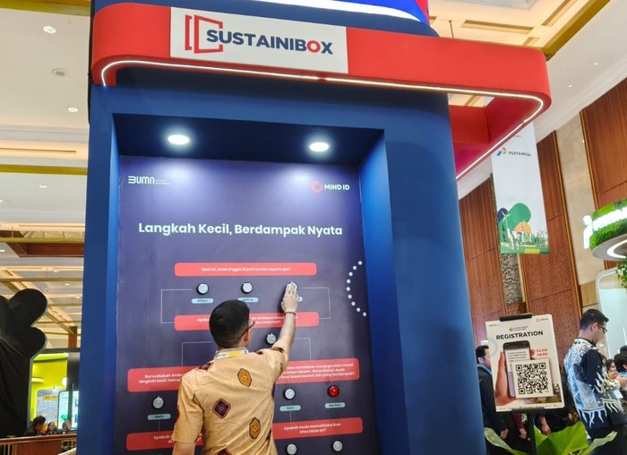 MIND ID, menghadirkan booth interaktif dengan aktivitas unggulan bertajuk Sustainibox di Human Capital Summit (HCS) 2025 di Jakarta Convention Center (JCC), Selasa (3/6).