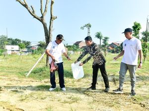 Aksi Bersih Pasar Tandai Peringatan Hari Lingkungan Hidup di Lamongan