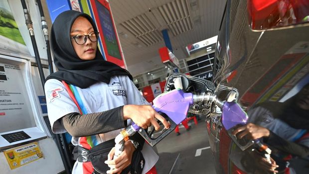 PT Pertamina (Persero) resmi meluncurkan produk Pertamax Green 95 untuk wilayah Jawa Tengah. Peluncuran tersebut dilaksanakan dengan penyaluran perdana Pertamax Green 95 di 3 Stasiun Pengisian Bahan Bakar Umum (SPBU) wilayah Regional Jawa Bagian Tengah, salah satunya di SPBU Coco Pertamina 41.502.02 Kota Semarang, Jawa Tengah Kamis (5/6).