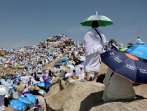 Video: Jangan Lupa Bawa Payung di Armuzna