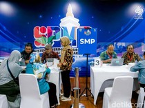 Warga Padati Posko SPMB untuk Cari Info Sekolah