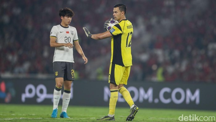Laga Timnas Indonesia vs China menjadi ajang debut bagi Emil dan Beckham Putra, sementara Lilipaly yang masuk pada babak kedua membuatnya comeback berseragam merah putih, Kamis (5/6/2025).