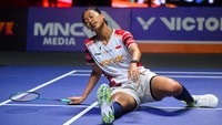 Putri KW menunjukkan performa maksimal meski akhirnya kalah tipis dalam dua gim langsung dan gagal melaju ke semifinal turnamen bulu tangkis bergengsi ini. Foto: ANTARA FOTO/Rivan Awal Lingga
