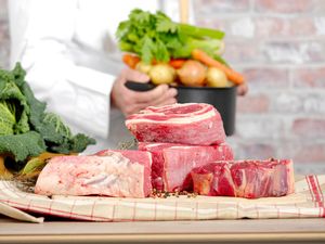 Makan Daging Tiap Hari Boleh Saja, Asalkan Terapkan 4 Cara Sehat Ini