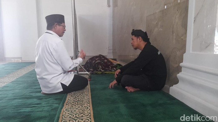 Jenazah Ustaz Muhammad Yahya Waloni di Masjid Masjid Darul Falah, Kompleks Minasa Upa, Makassar.