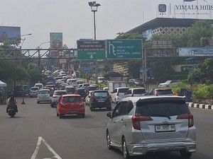 Lalin di Puncak Bogor Padat, One Way dari Arah Jakarta Diterapkan