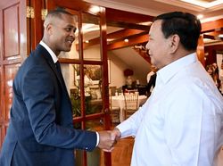 Kluivert Merasa Terhormat Diundang Prabowo Makan Siang: Kami Terima Kasih