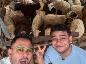 Alasan Raffi Ahmad Dadakan Beli 50 Ekor Kambing di Ibu Fadil Jaidi Buat Kurban