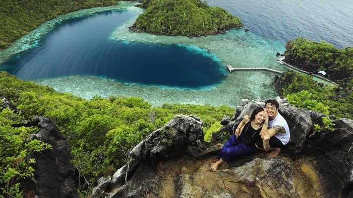 Selebritas perlihatkan keindahan Raja Ampat