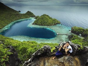 Ironi Raja Ampat, Masuk Daftar Wajib Dikunjungi 2025, Malah Gaduh Tambang Nikel