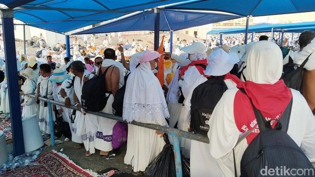 Seluruh jemaah haji Indonesia telah menuntaskan wukuf di Arafah. (Haris/detikcom)