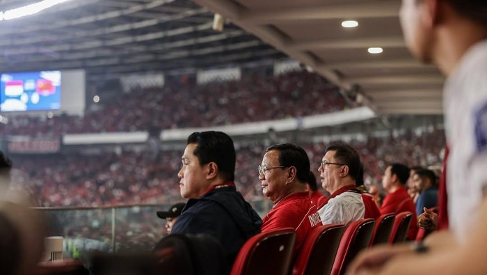 Semringah Prabowo Indonesia Kalahkan China Jaga Asa ke Piala Dunia Presiden Prabowo semringah Timnas Indonesia mengalahkan China di SUGBK, Jakarta, Kamis (5/6/2025), dalam lanjutan kualifikasi Piala Dunia. Hasil ini menjaga asa ke Pilada Dunia.