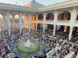 Jadwal Sholat Surabaya 17 Juli 2025 Lengkap dengan Niat