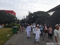 Salat Idul Adha di Lapangan Karebosi Makassar, Jemaah Mulai Berdatangan