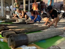 Jamasan Gaman, Asah Pisau Berjemaah Jelang Kurban di Terbah Kulon Progo