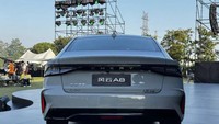 Chery Fulwin A8 punya dimensi panjang 4.790 mm, lebar 1.843 mm, tinggi 1.487 mm dan jarak sumbu roda 2.790 mm. Angka tersebut cukup ringkas untuk kendaraan berjenis sedan. Foto: Doc. Carnewschina