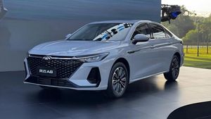 Tampang Sedan Hybrid Chery yang Harganya Cuma Rp 180 Jutaan