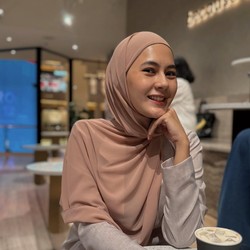 Paula Verhoeven Bukan Istri Durhaka