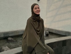 5 Inspirasi Gaya Syari ala Paula Verhoeven, Pakai Hijab Pashmina dan Khimar