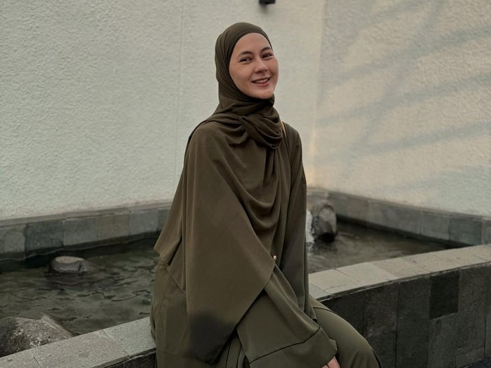 Gaya Paula Verhoeven.