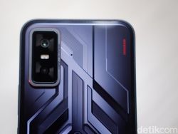 Unboxing Infinix GT 30 Pro: HP Gaming  Rp 3 Jutaan Desain Futuristik