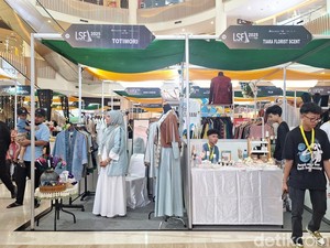 Tren Busana Muslim Oversize, Hijabers Mom Hadirkan 25 Desainer di LSF 2025