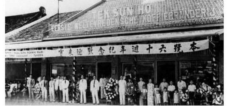 Nostalgia di 5 Warung Kopi Tradisional Legendaris Medan hingga Bandung