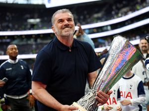 Video: Nottingham Forest Pecat Nuno Santo, Gaet Ange Postecoglou