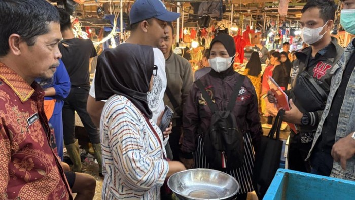 Temuan timbangan curang di Pasar Flamboyan Pontianak