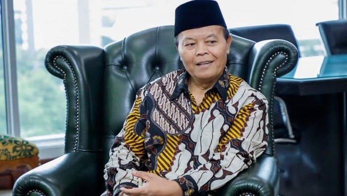 Wakil Ketua MPR RI Hidayat Nur Wahid (HNW)