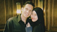 Selamat ulang tahun istriku tercinta🤍🖤 “Merasa beruntung mempunyai istri sepertimu, selalu bersyukur untuk setiap hari yg kita lalui bersama, semoga Allah selalu memberimu kesehatan dan kebahagiaan” I love you, tulis Egy Maulana Vikri dalam Instagram miliknya dilihat detikcom, Minggu (8/6/2025). Foto: instagram Ummi Pipik dan Egy Maulana