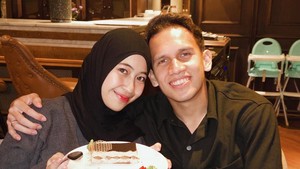 Ia mendapatkan ucapan manis dari suaminya, Egy Maulana Vikri. Ucapan itu diberikan dalam Instagram milik Egy Maulana. Dok. instagram Adiba Khanza