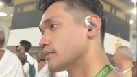 Momen Afgan menjalankan ibadah umrah setelah tiba di Makkah. Foto: dok. Instagram Afgan