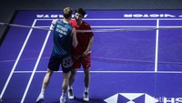 Kemenangan ini memastikan langkah Antonsen ke final dan menjadi momentum penting dalam kiprahnya di turnamen besar ini.