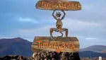Ngeri! Restoran Ini Berdiri Tepat di Atas Gunung Berapi