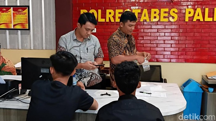 Motor Ronaldo hilang di kos, pelaku sempat jatuh-kunci Y ditemukan.