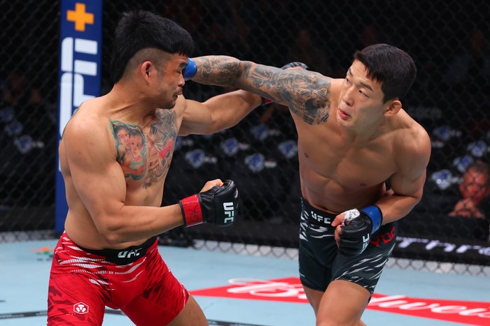 NEWARK, NEW JERSEY - JUNE 07: Jeka Saragih of Indonesia prepares to face JooSang Yoo of South Korea in a featherweight bout during the UFC 316 event at Prudential Center on June 07, 2025 in Newark, New Jersey.  (Photo by Ed Mulholland/Zuffa LLC)