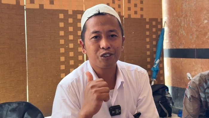 Salah satu jemaah yang berjalan kaki Muzdalifah-Masjidil Haram, Masudi (34).