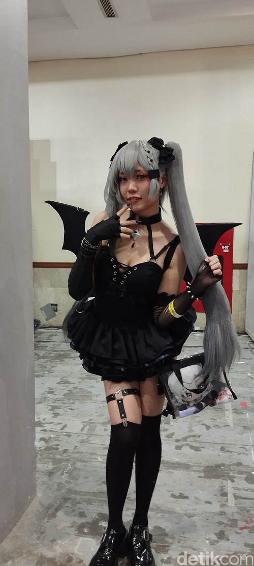 Kerennya Cosplayer Ramaikan AFA ID 2025: Sewa hingga Beli Baju Jutaan Rupiah