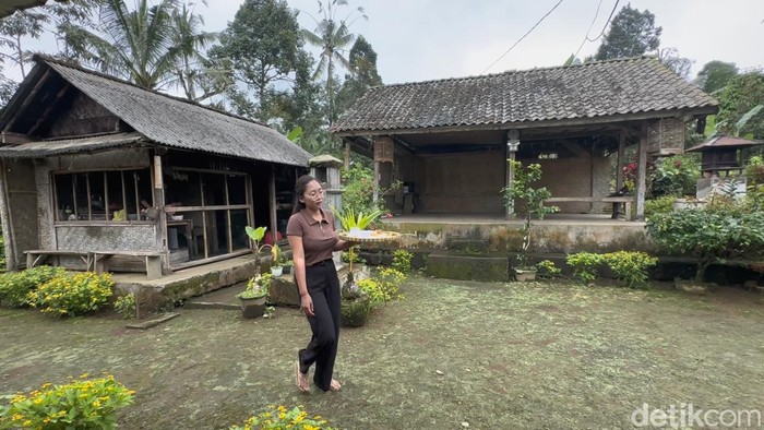 Menikmati kuliner pedesaan di Pondok Umapadi, Bangli, Bali.