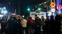 Penembakan itu terekam video amatir. Orang-orang berhamburan saat penembakan terjadi. (Reuters)