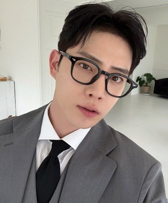 Model Korea Kim Jong Suk meninggal dunia