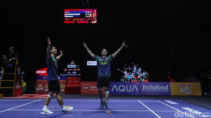 Sabar/Reza dan Man/Tee terlibat duel ketat di semifinal Indonesia Open yang digelar di Istora Senayan, Jakarta, Sabtu (7/6/2025) malam WIB.