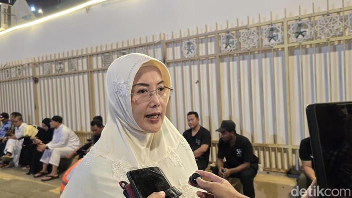 Selly Andriany Gantina, Anggota Timwas Haji DPR.