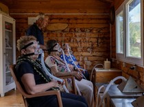 Terapi Sarang Lebah, Tradisi Penyembuhan Unik dari Lembah Aegea Turki