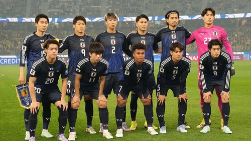 PERTH, AUSTRALIA - JUNE 05: Tean Photo of Japan during the Australia v Japan - 2026 FIFA World Cup Round Three AFC Asian Qualifier at Optus Stadium on June 05, 2025 in Perth, Australia. (Photo by Kaz Photography/Getty Images)