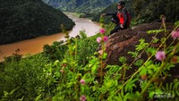 Pagi hari jadi momen terbaik untuk bersantai di atas awan.
